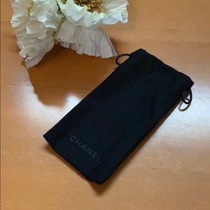 Cloth Chanel eyeglass holder